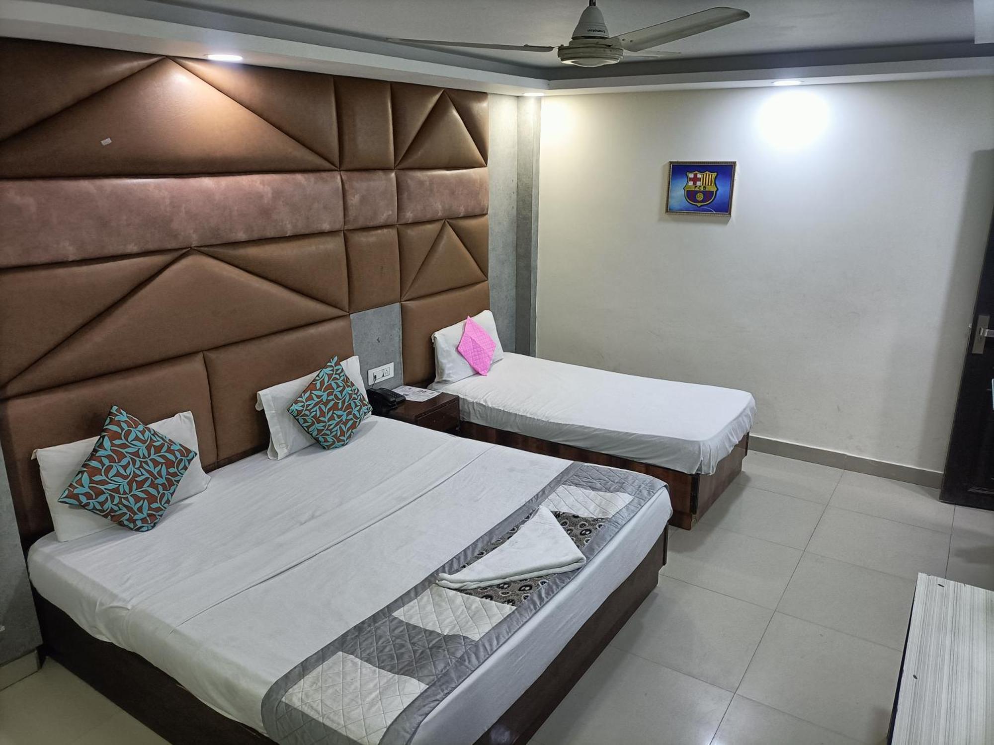 Hotel Krone A Family Hotel Near Igi Airport Delhi Nowe Delhi Zewnętrze zdjęcie